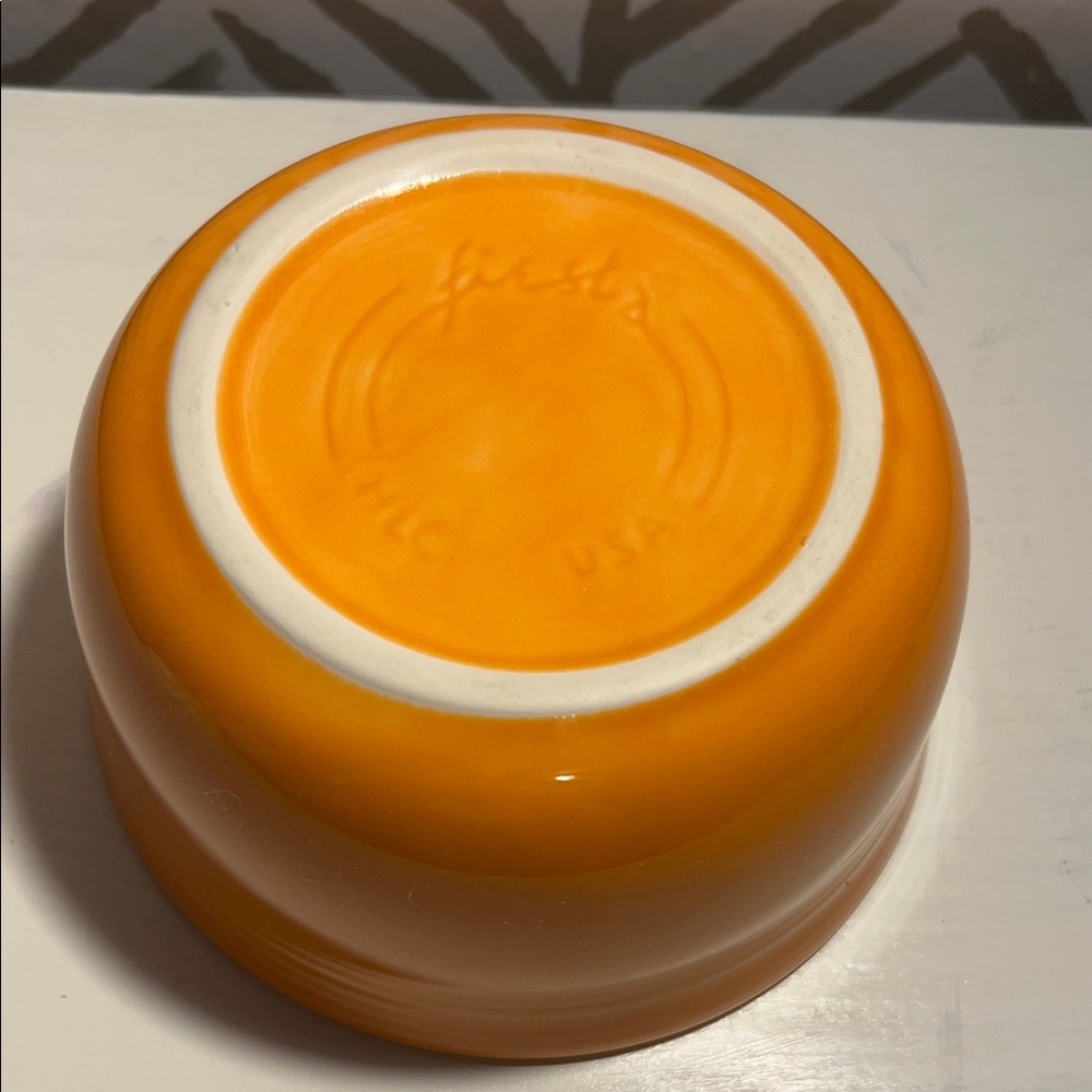 Fiestaware Vibrant Orange Bowl - Picture 4 of 4